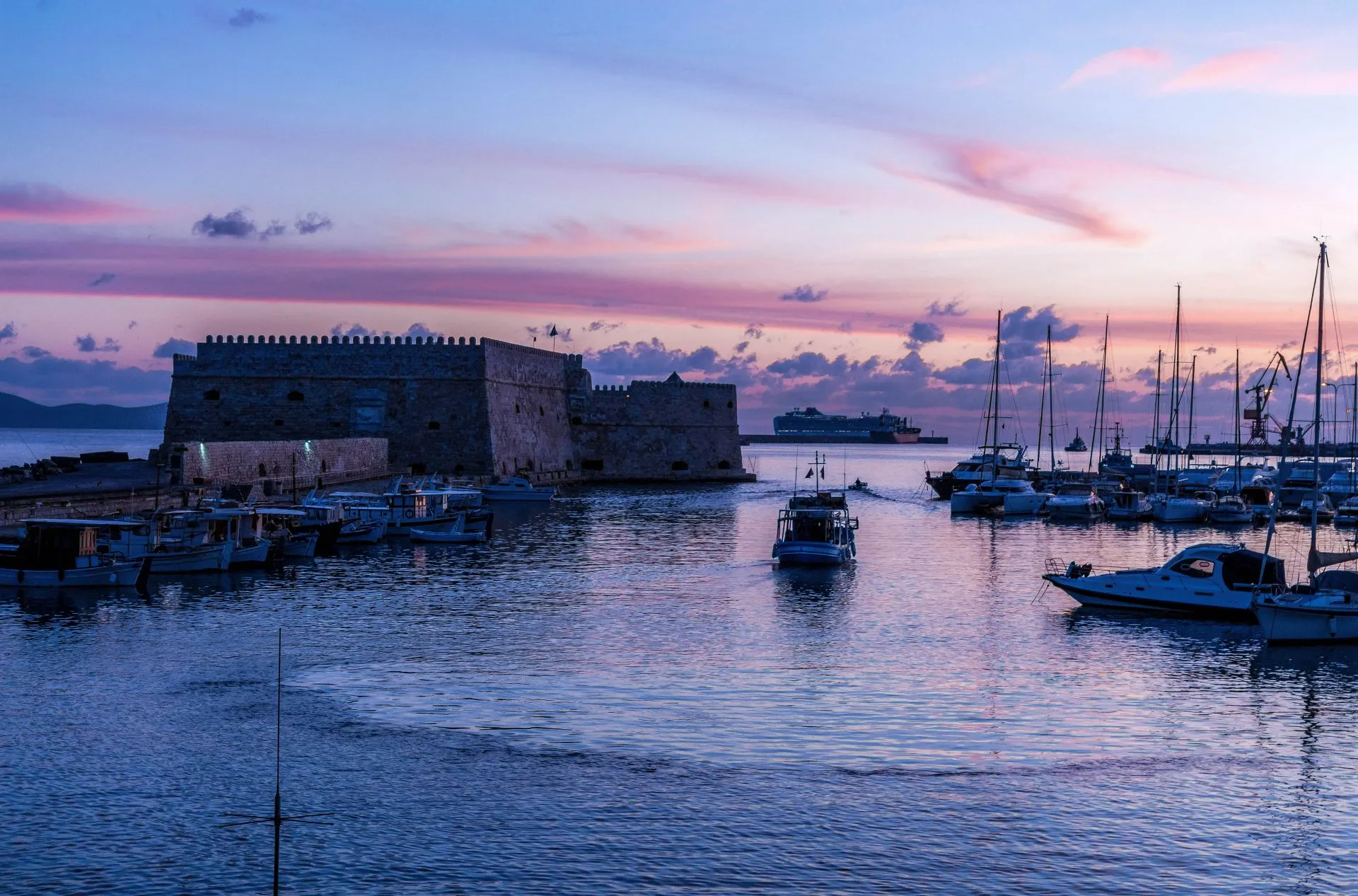 Weed in Heraklion